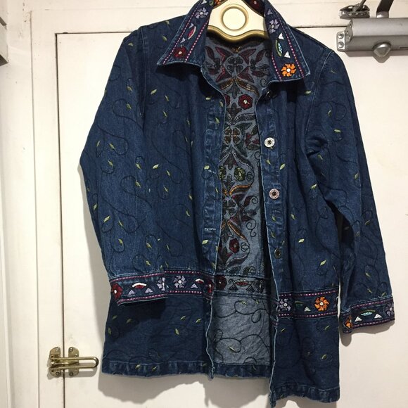 DEINIM & Co. EMBROIDERY FLORAL JACKETS SIZE S - Picture 8 of 11